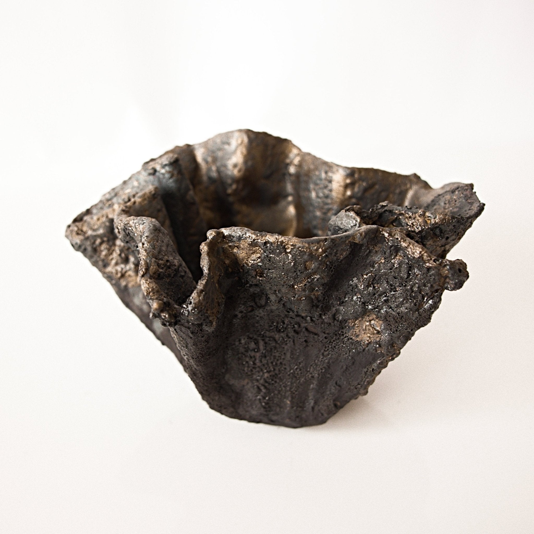 Black Heavy Textured Small Reed Bowl - Studio CT