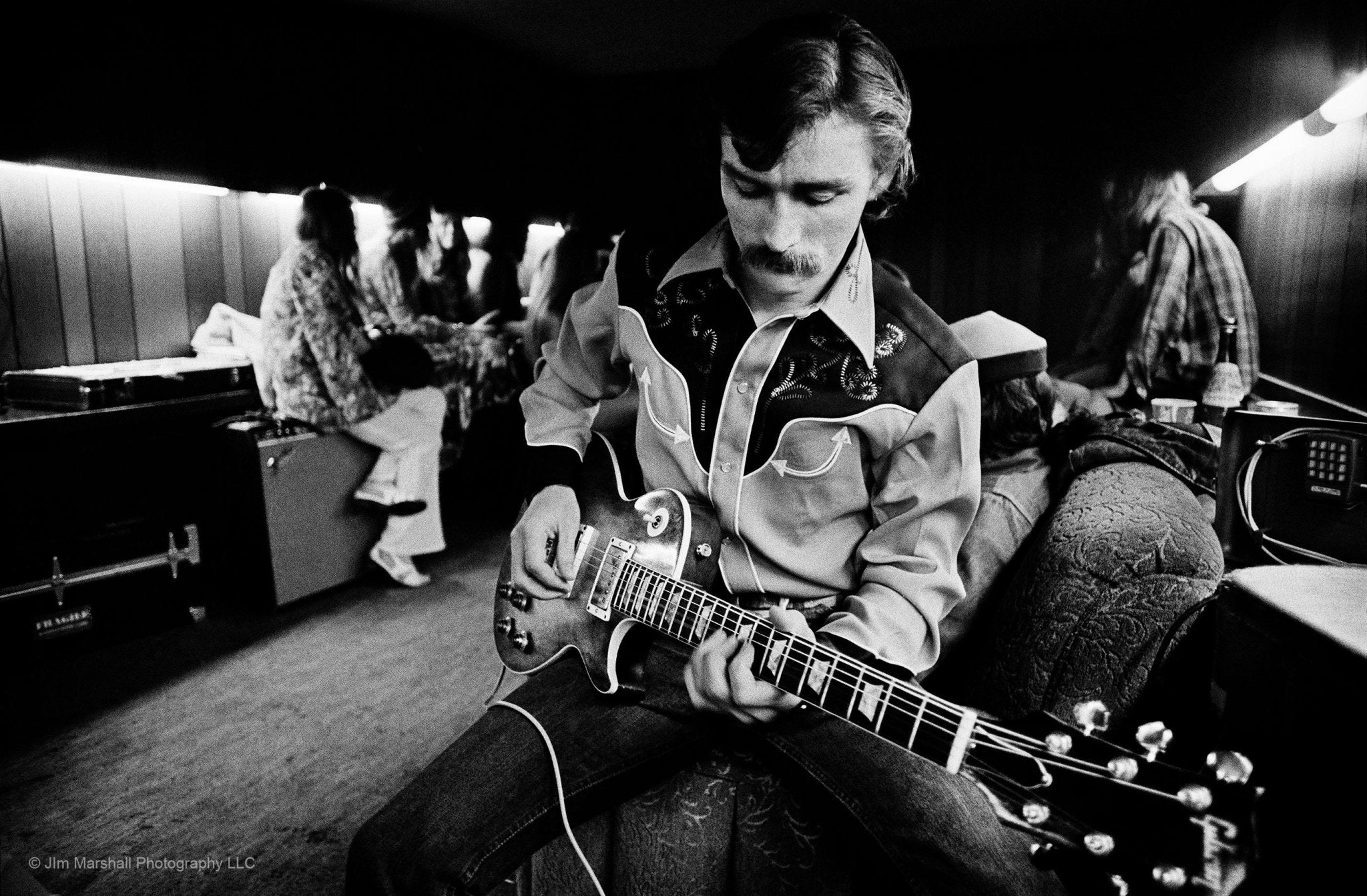 Dickey Betts Backstage, Winterland, San Fransisco, March 3 - 4 1972 from " Eat a Peach" tour - Studio CT