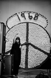 Grace Slick New Years Eve 1967 - Studio CT