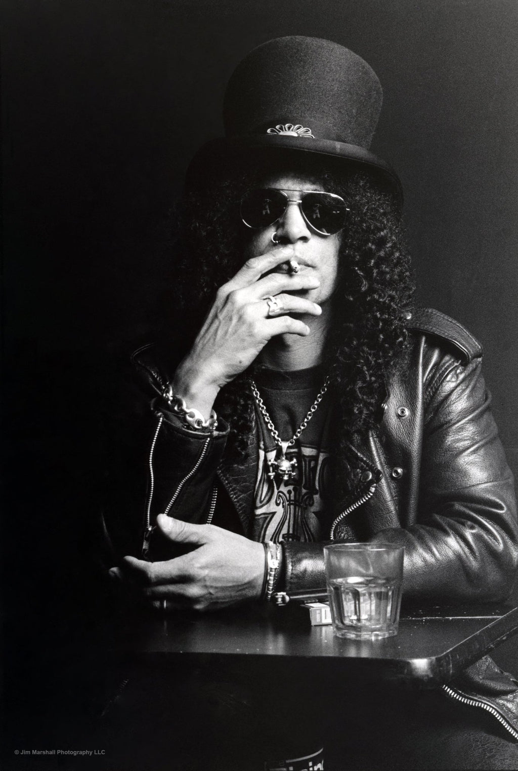 Slash 2007 Jim Marshall: Slash, LA 2007 Limited Edition Photograph – Studio CT